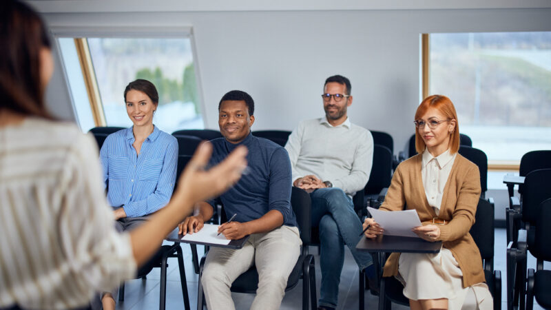 Reconversion professionnelle après 30 ans : se former en alternance en 2026